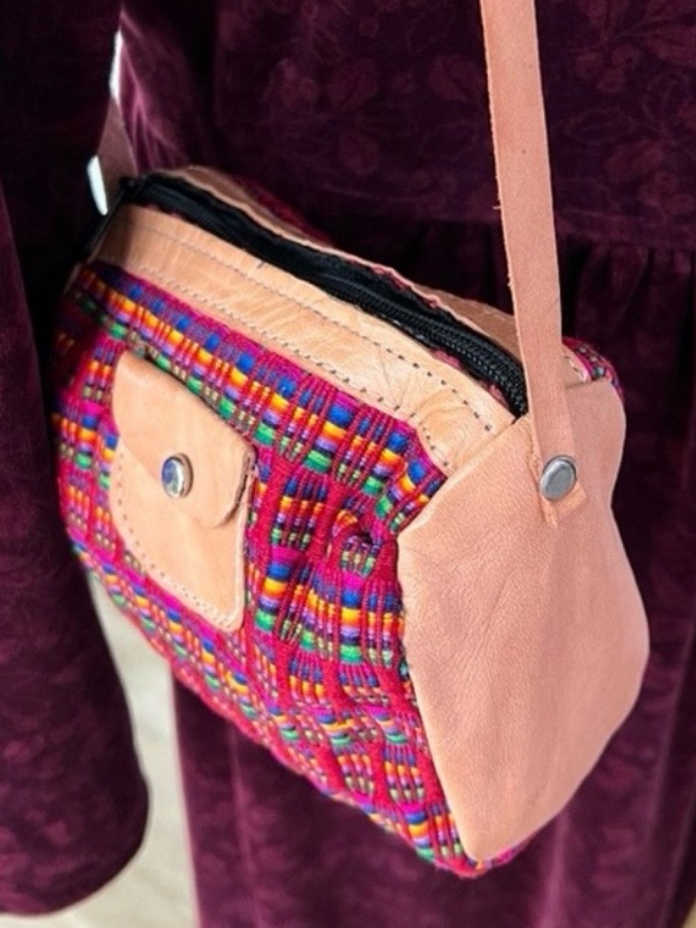 🎁🆕 Artisan Colorful Woven Shoulder Bag • Leather Detail